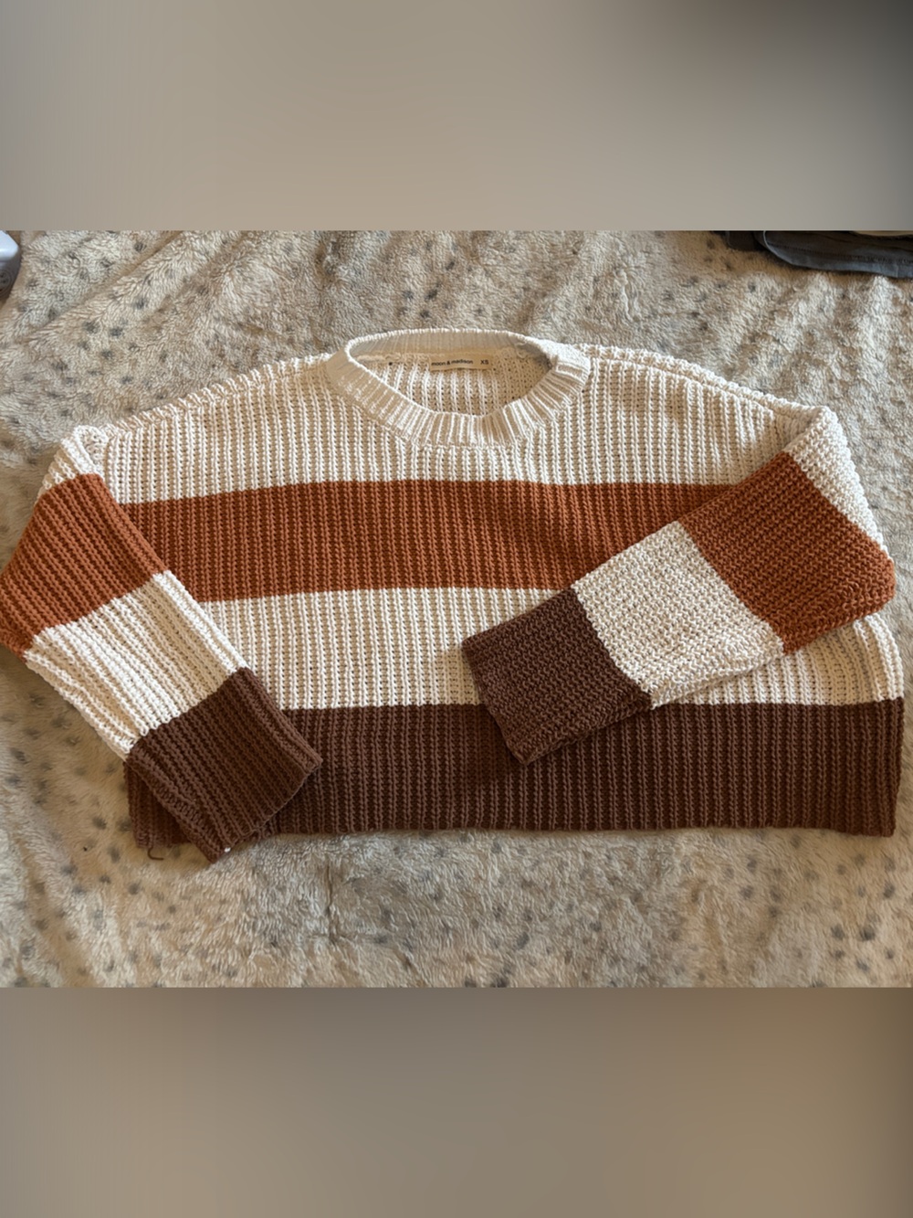 moon & madison Cream Knit Sweater Top